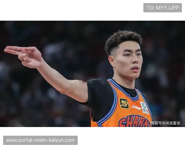 上海久事阵容齐整领跑 李添荣复出丰富刘鹏轮换选择